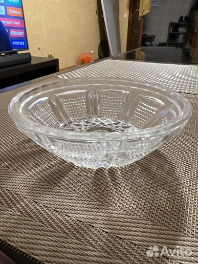 Хрустальная ваза