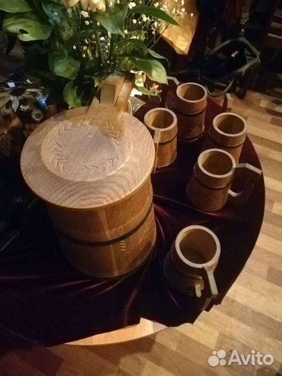 Кружка из дерева