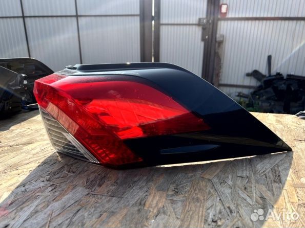 Фонарь задний правый Toyota RAV 4 2018-2023