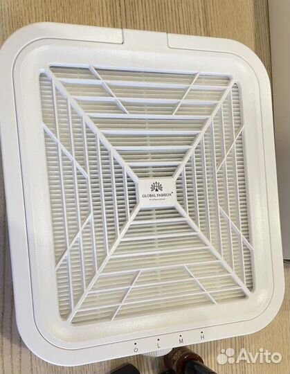 Вытяжка для маникюра