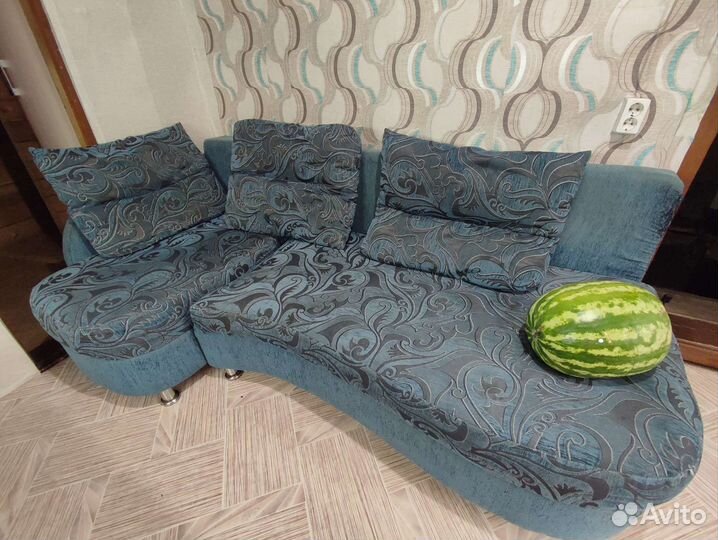 Угловой диван бу