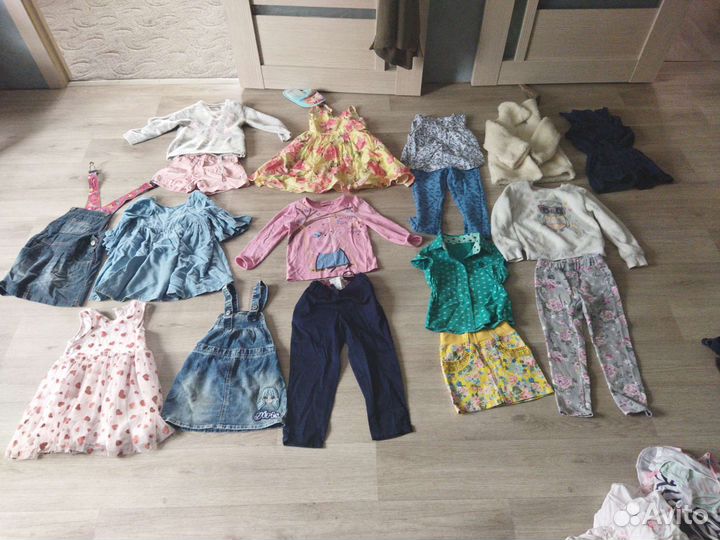 Одежда для девочки 2-4 года