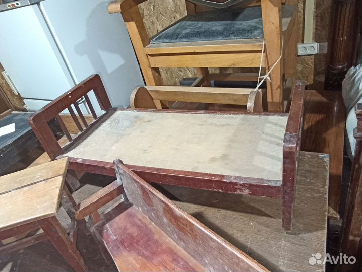 Антикварная кукольная мебель