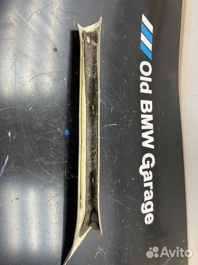 Обшивка стойки передней левой BMW e36