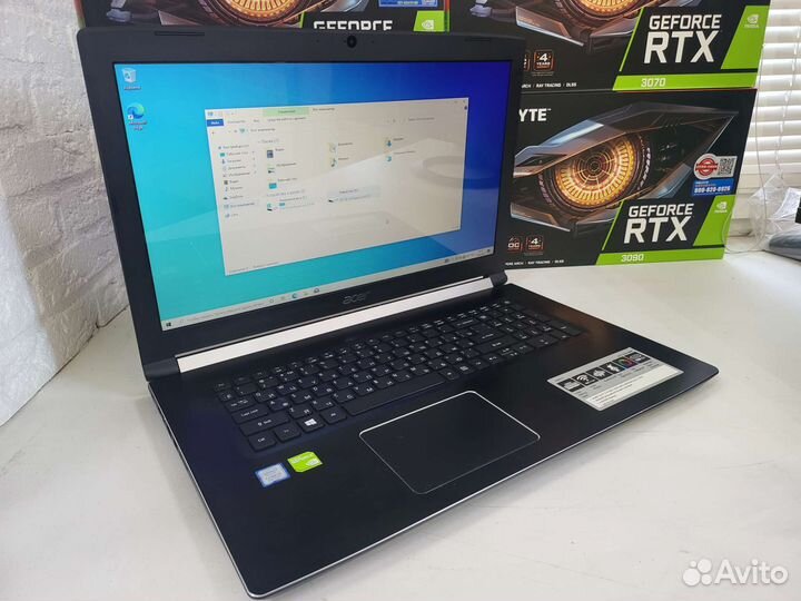 Acer aspire 17,3 с хорошей картой