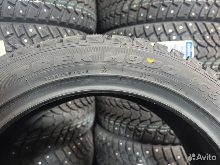 Maxtrek Trek M900 Ice 255/45 R20 105H