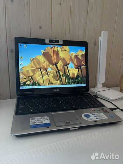 Ноутбук asus