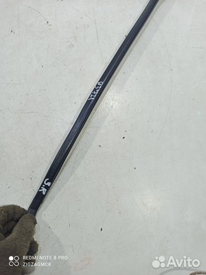 Уплотнитель двери(задний правый) (Audi Q8)