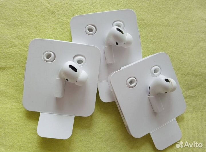 Airpods pro левый наушник новый