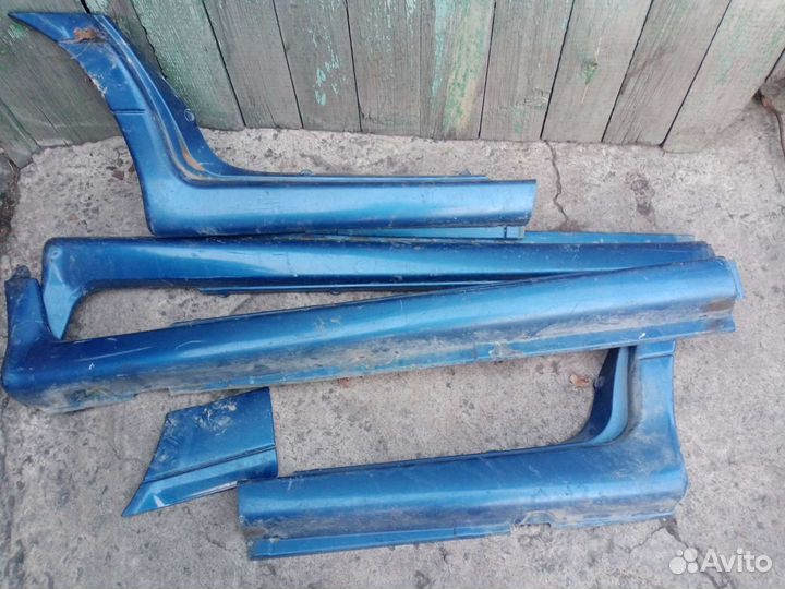 Накладки на порог 21015