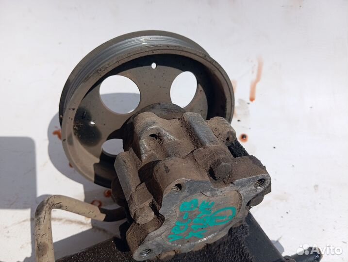 Насос гура Opel Vectra B X18XE 1.8