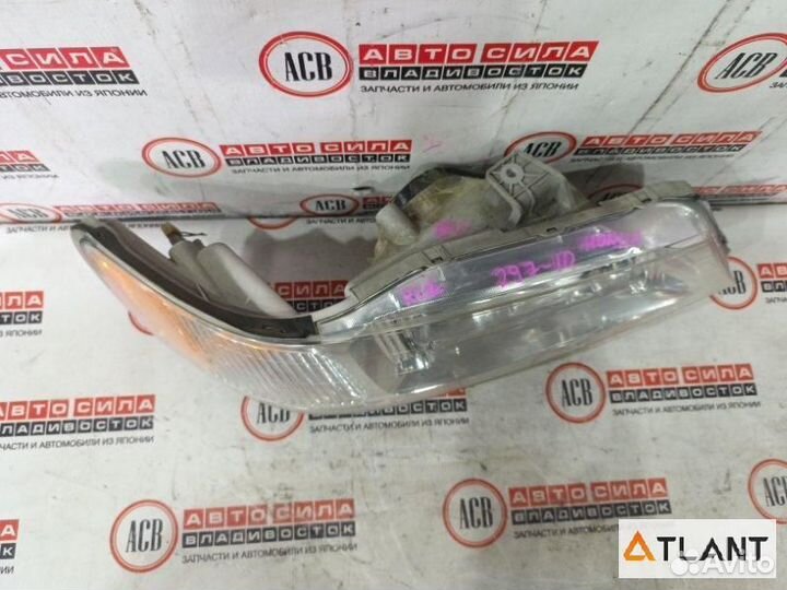 Фара правая honda lagreat