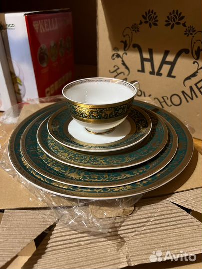 Чайно столовый сервиз