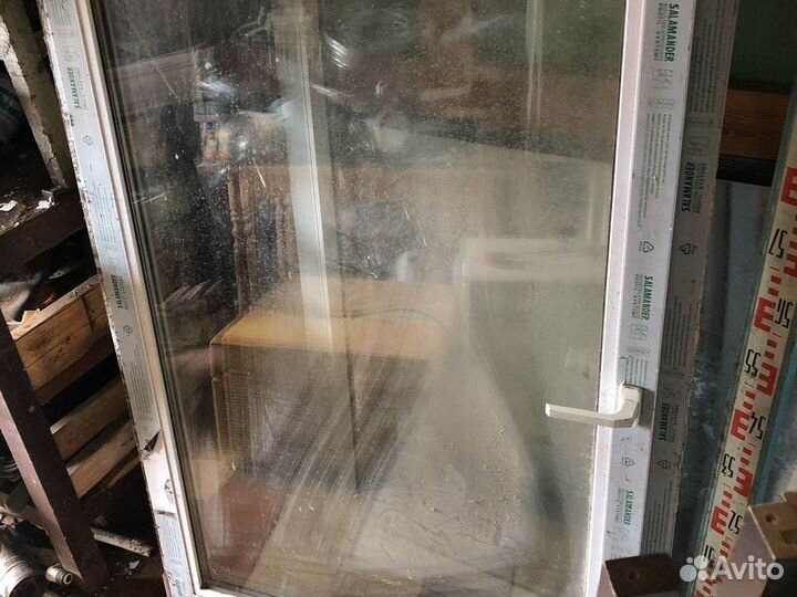 Оконый блок пластиковый в сборе и окно откидное