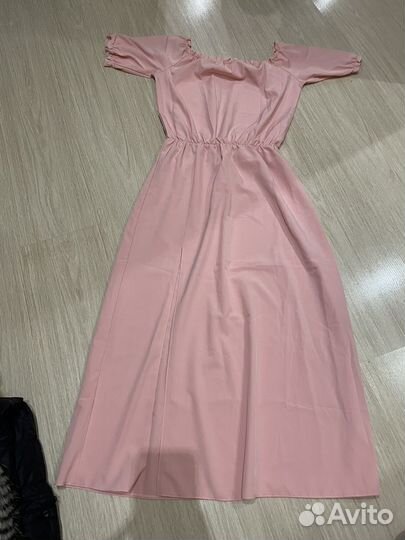 Платье длины миди