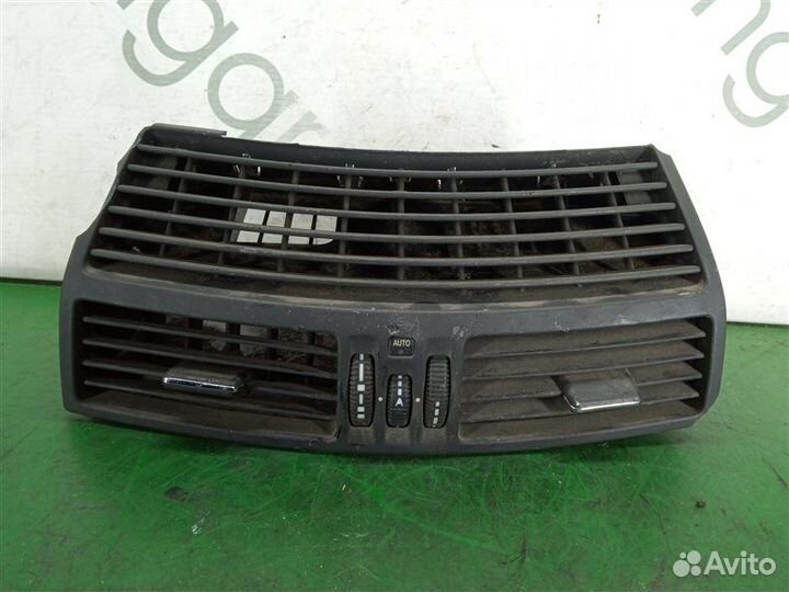 Дефлектор воздушный Mercedes-Benz S-Class W220