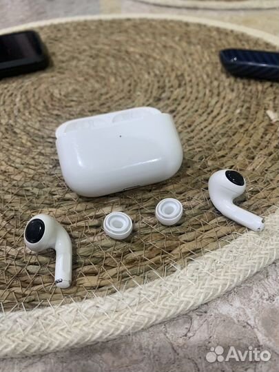 Airpods pro оригинал