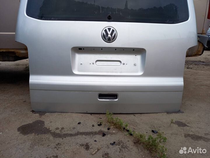 Крышка (дверь) багажника Volkswagen Multivan T5