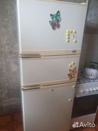 Холодильник westpoint RGK143