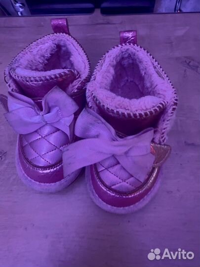 Ботинки надевочку теплые 24размер б/у