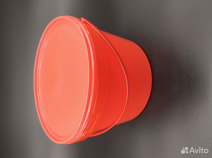 Пластиковая тара ведра банки