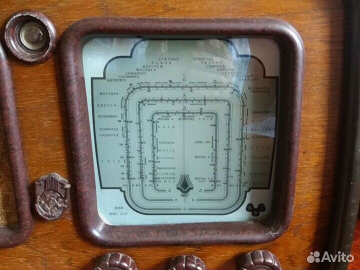 Ламповый радиоприемник СССР вэф М 697