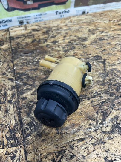 Бачок Гур Киа Спортейж 2