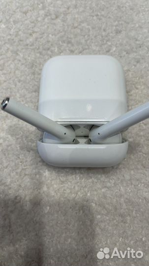 Apple AirPods 1