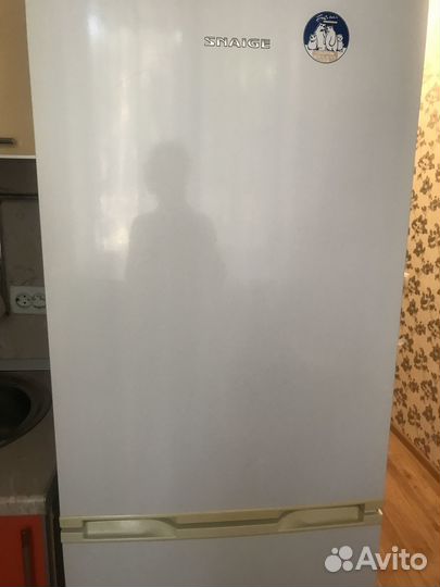 Продам холодильник snaige