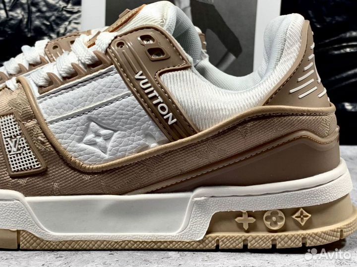 Кроссовки louis vuitton бежевые