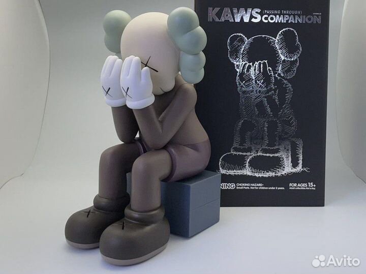 Коллекционные фигурки kaws 28см (сидящий)