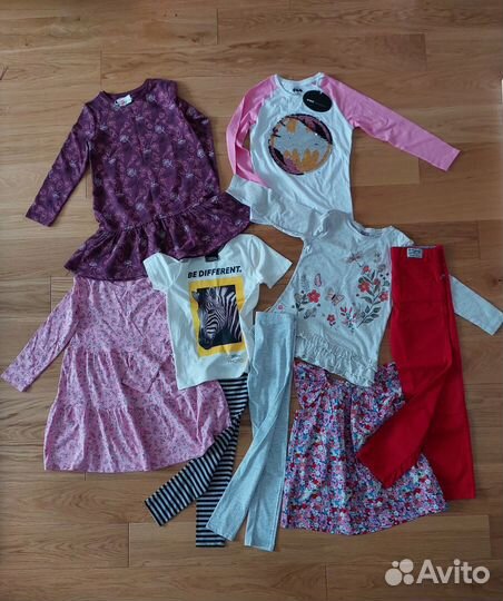 Одежда для девочки пакетом 122-128