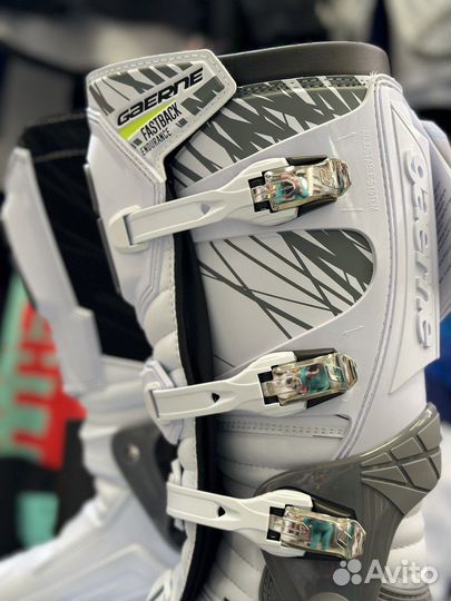 Кроссовые мотоботы Gaerne Fastback белые