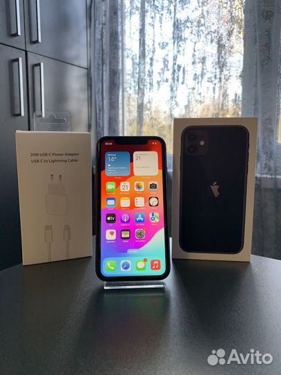 iPhone 11, 64 ГБ