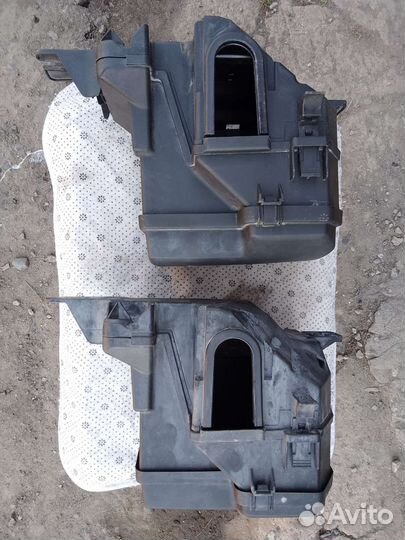 Корпус блоков двс,акпп Вольво s60 2007