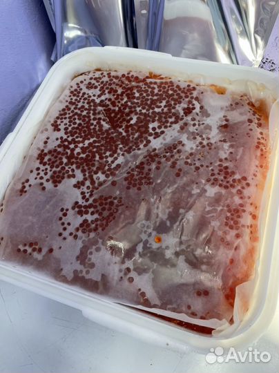 Красная икра кеты горбуши