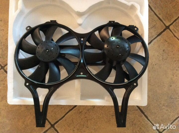 Вентилятор кондиционера mersedec E-210 в сборе нов