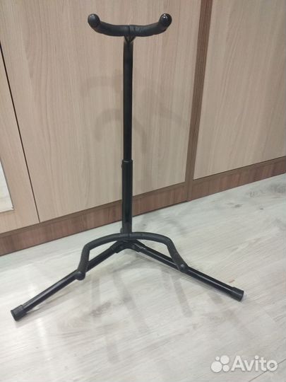 Стойка для гитары