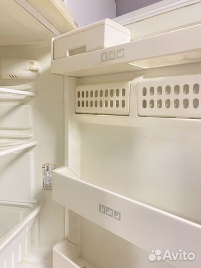 Холодильник stinol