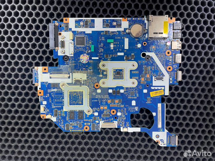 Материнская плата Packard Bell TS11HR LA-6901P