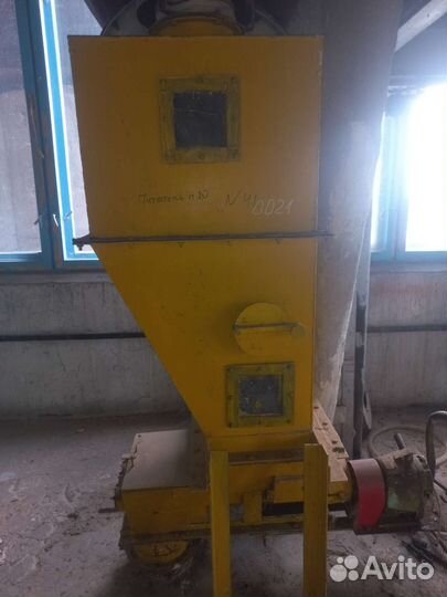 Бункер с ворошителем