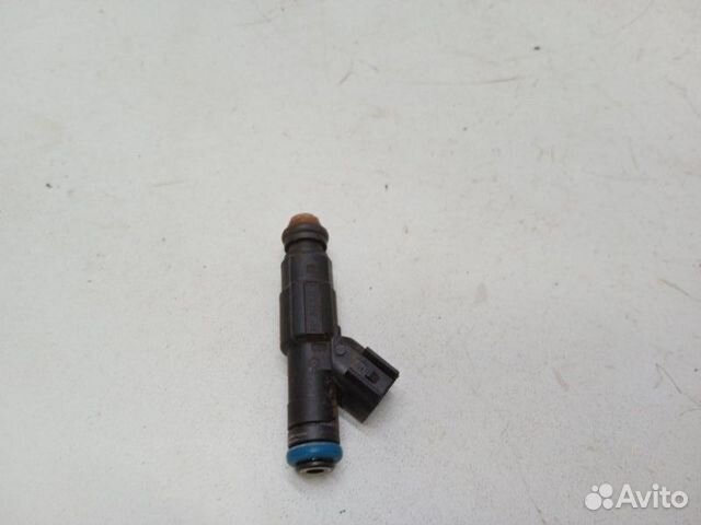 Форсунка топливная Ford Focus 2 2005-2011