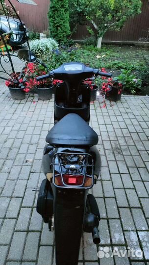 Скутер Suzuki lets 1