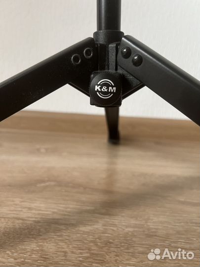 Микрофонная стойка «журавль» K&M