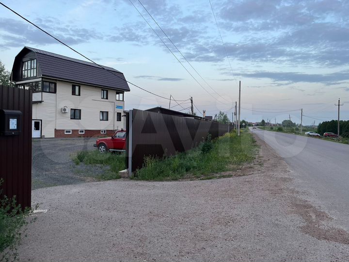 Дом 293,4 м² на участке 18 сот.