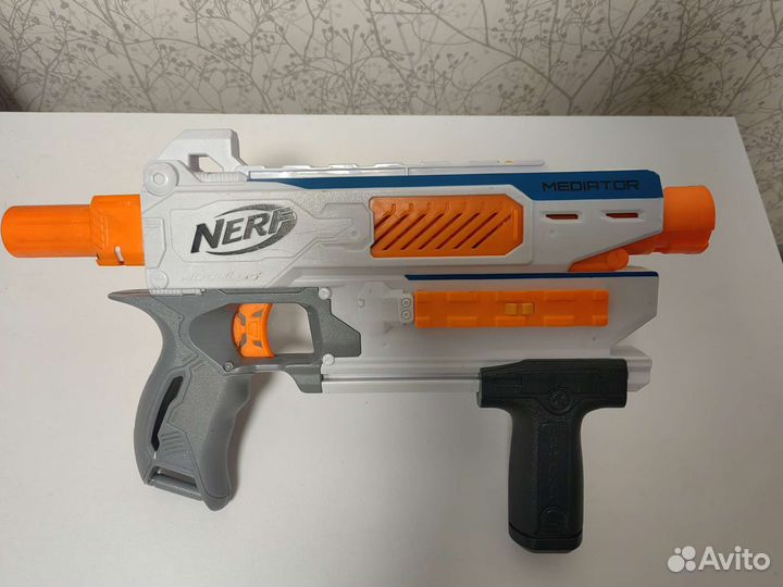 Бластер nerf