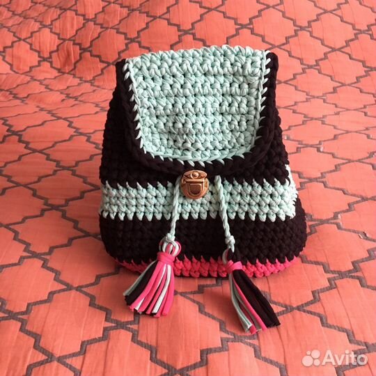 Рюкзак детский вязаный