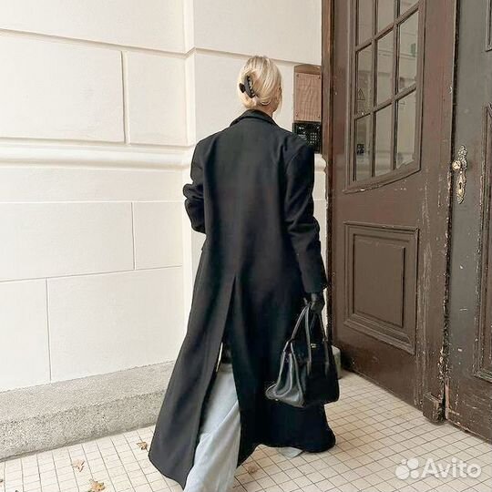 Пальто женское двубортное