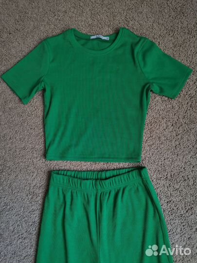 Комплект из топа и брюк в рубчик