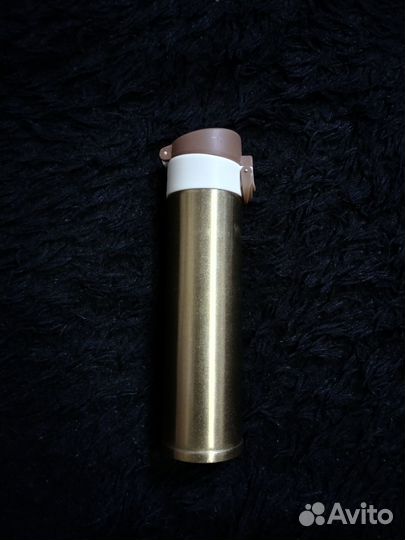 Термос золотой